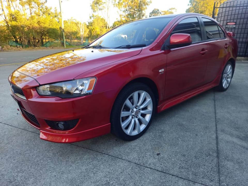 2011 Mitsubishi Lancer VRX 2.jpg
